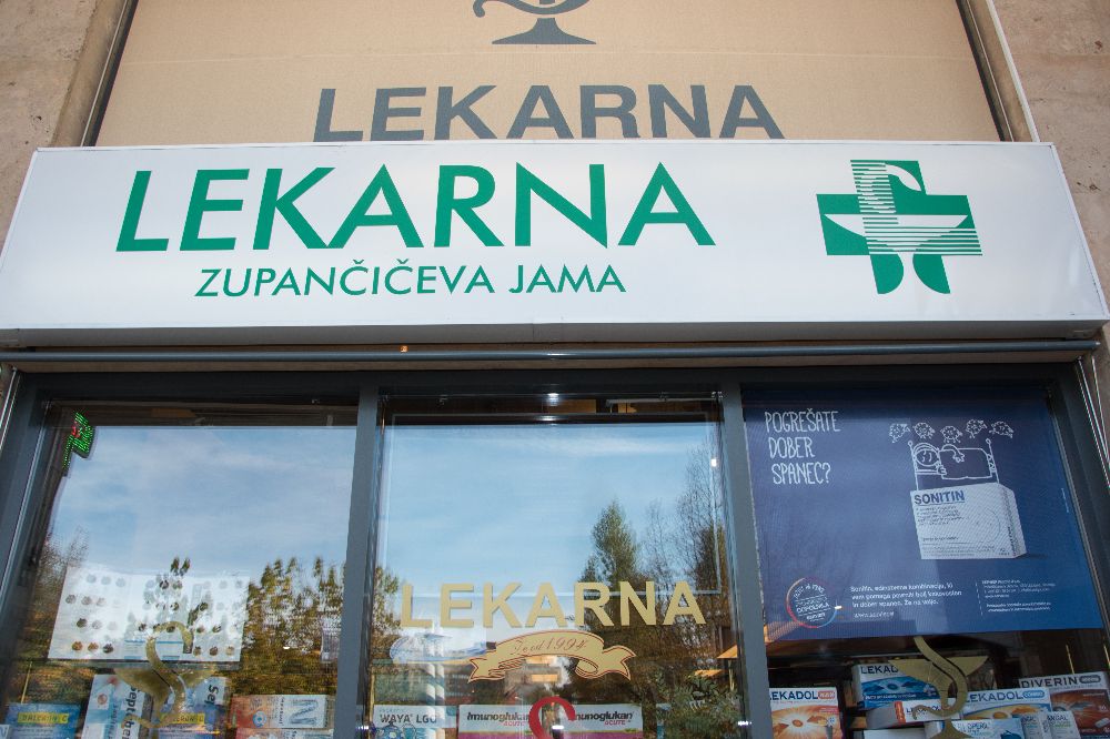 Notranjost lekarne